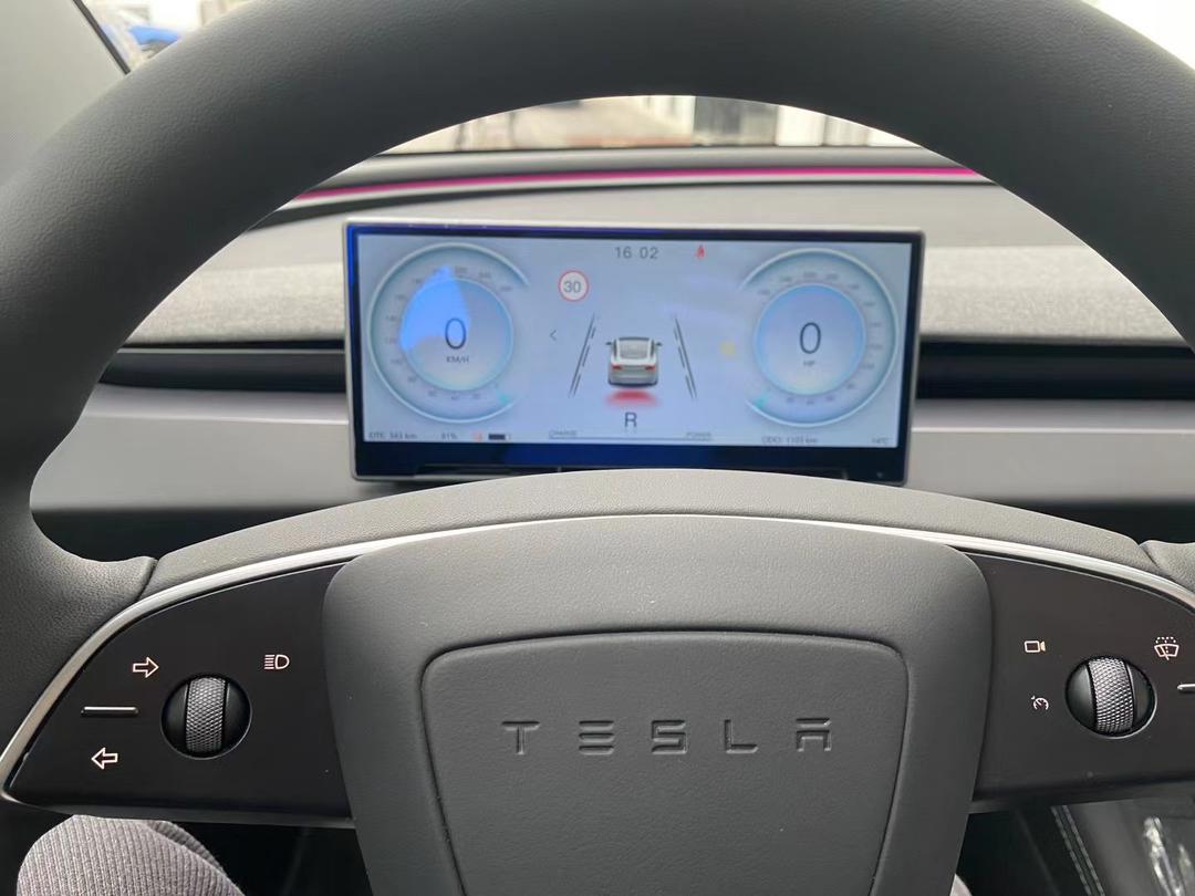 T9 CarPlay Dashboard Display with Airflow Vent for Model 3 Highland with Front Camera