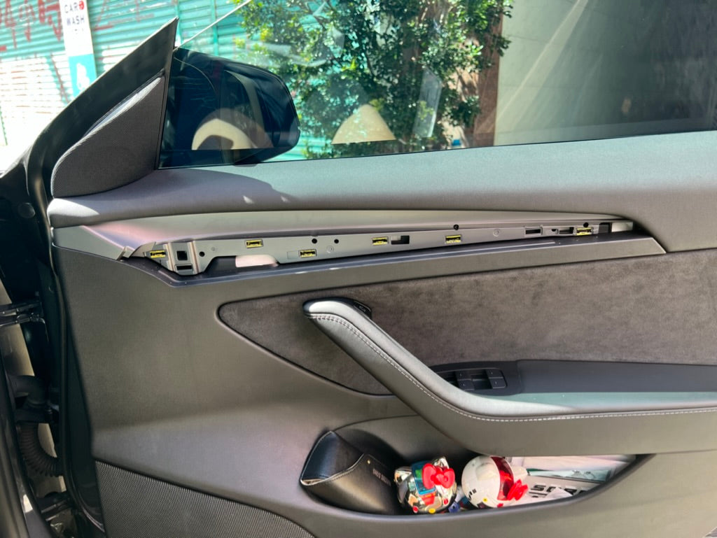 Model 3/Y Gloss Carbon Fiber Dashboard and Front Door Trim Panel Replacement Kit
